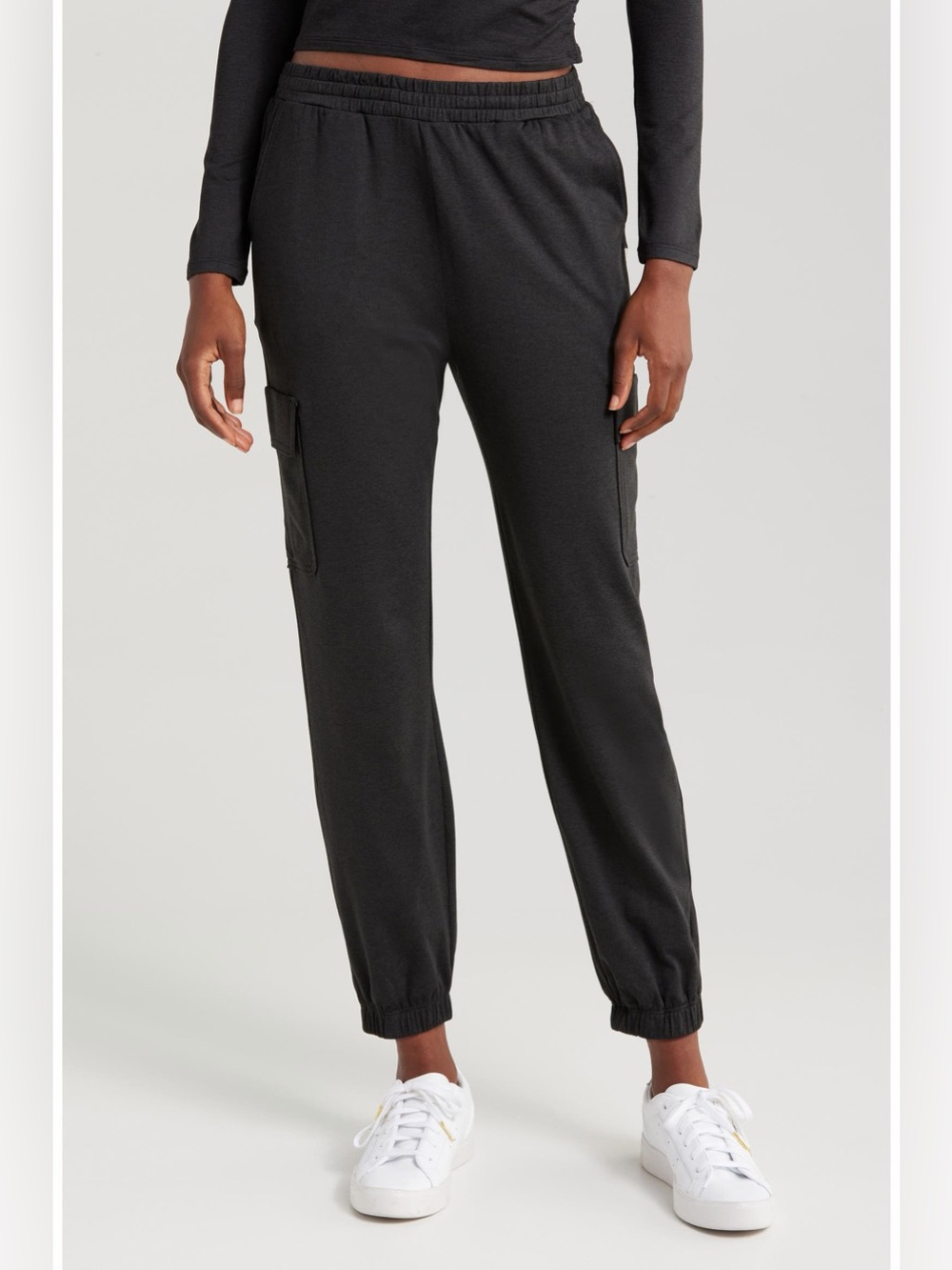 Vuori Boyfriend Cargo Joggers - NWT - Black - S